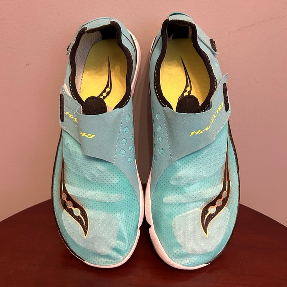 SAUCONY HATTORI Minimalist Running Shoes, size W9.5 (fits like 8.5/9) - Picture 3 of 6